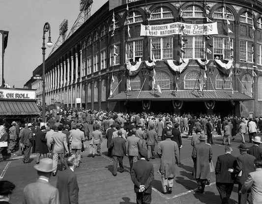 Why Every Sports Fan Needs a Gameday Memory Collection